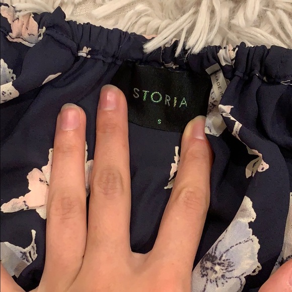 Crop blouse (worn once) - Picture 3 of 3